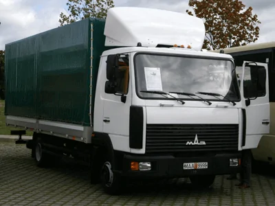 МАЗ-4371 Зубрёнок (4х2)